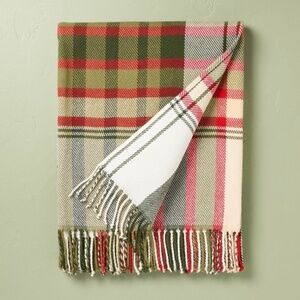 Hearth & Hand Magnolia Christmas Plaid Woven Throw Blanket